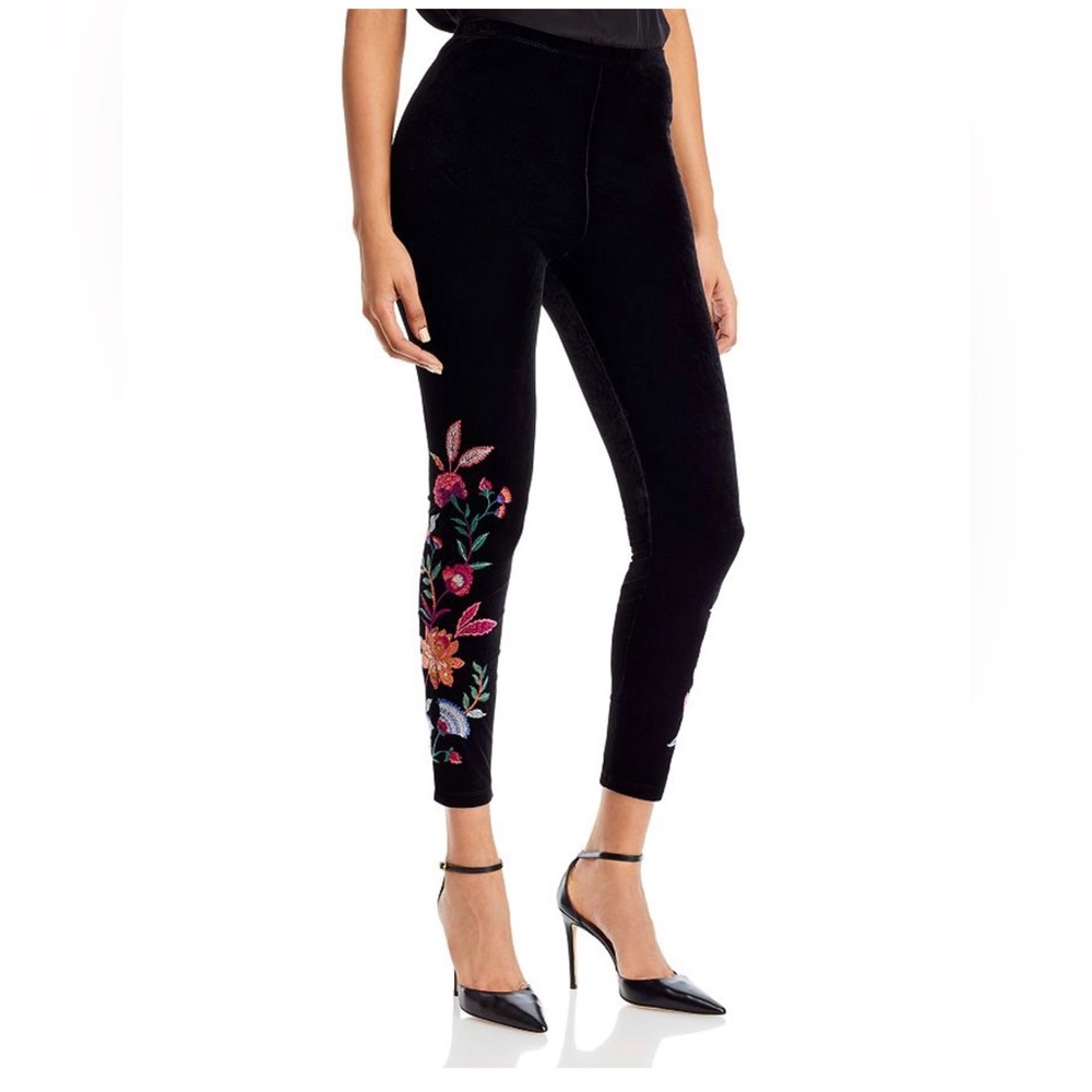 Johnny Was Black Floral Embroidered Leggings